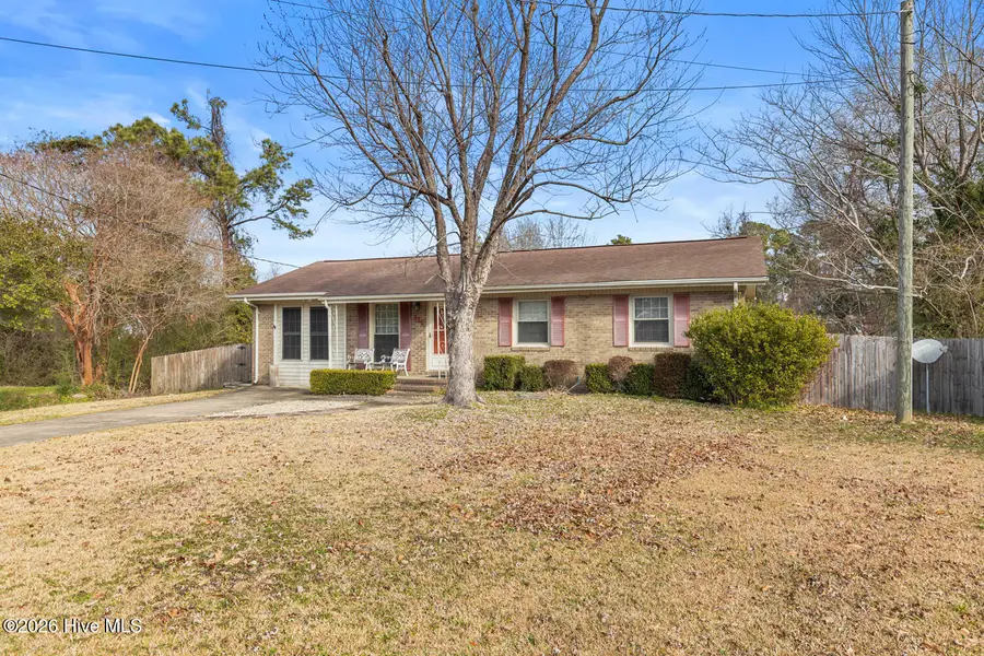 111 Yorkshire Drive, Jacksonville, NC 28546 - Image #2