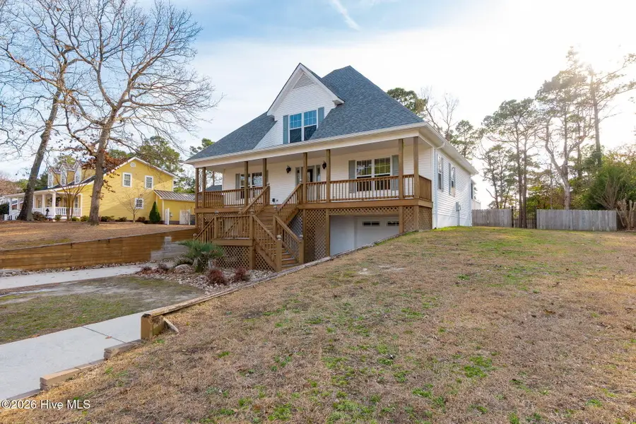 917 W Haven Boulevard, Morehead City, NC 28557 - Image #3