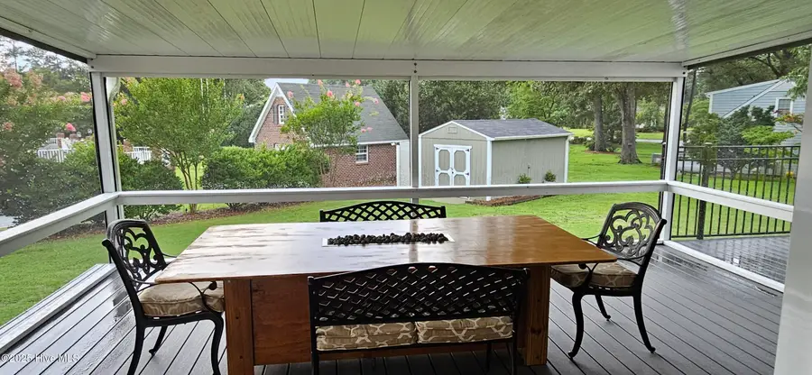 101 W Arrowhead Drive, Clinton, NC 28328 - Image #2