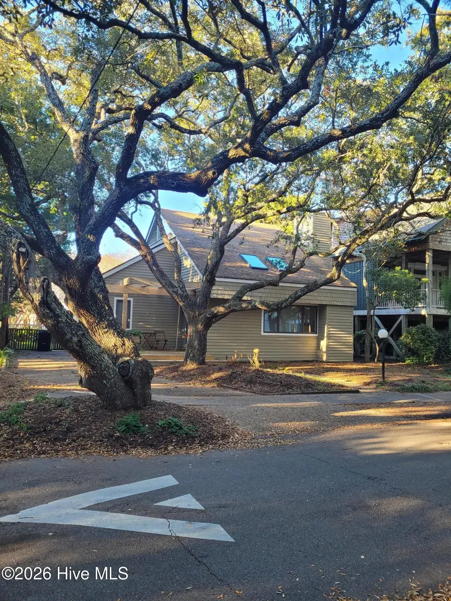 104 Live Oak Drive, Wrightsville Beach, NC 28480 - #3