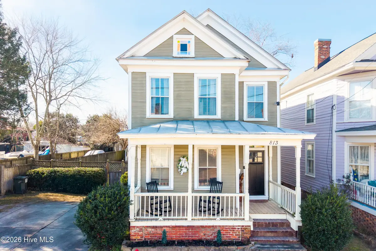 813 N Craven Street, New Bern, NC 28560 - Image #1