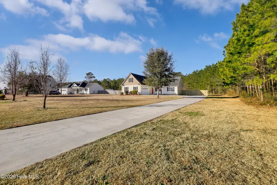 116 Palo Alto Park Drive, Maysville, NC 28555 - Image #2