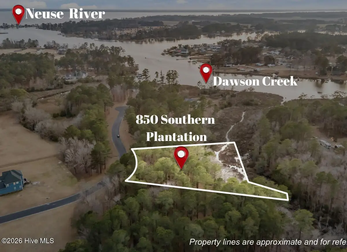 850 Southern Plantation Drive N, Oriental, NC 28571 - Image #1