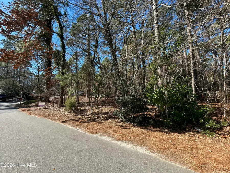615 Lake Forest Drive Se, Pinehurst, NC 28374 - Image #2