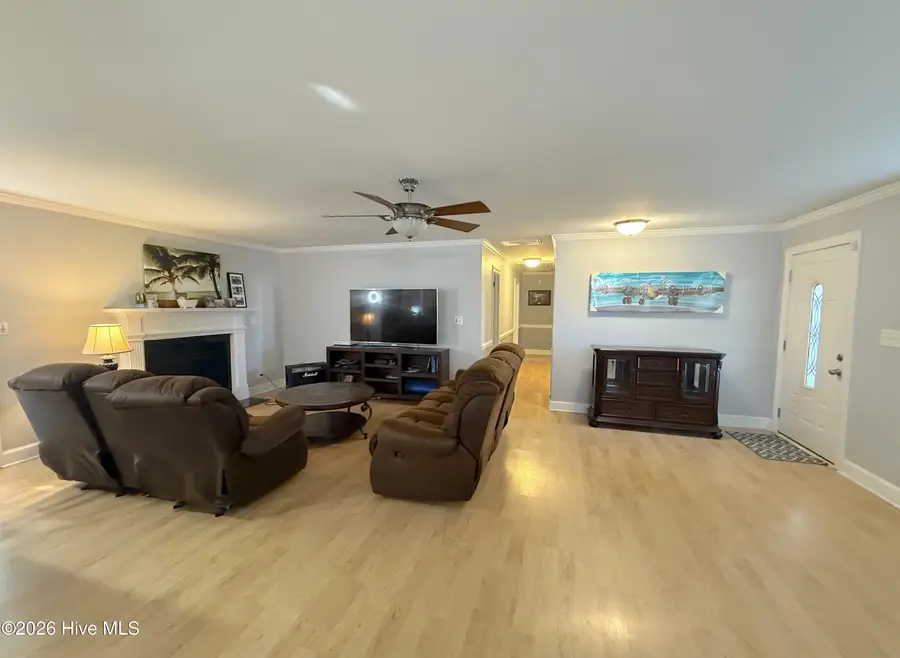 212 Tuckahoe Drive, Greenville, NC 27858 - Image #3