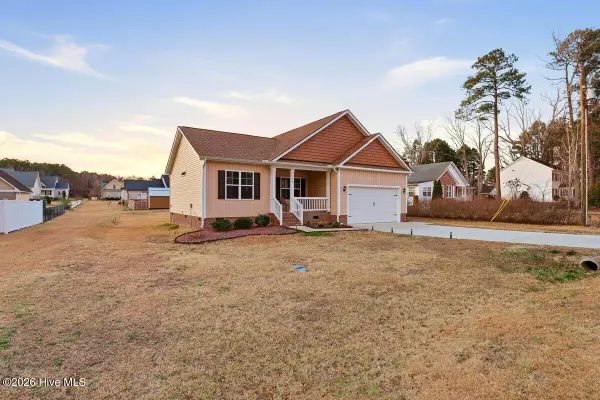 111 Oak Street, Selma, NC 27576