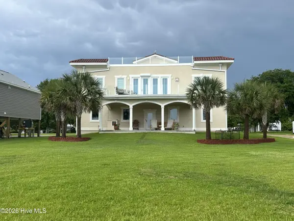 1044 Mallard Bay Road, Hampstead, NC 28443