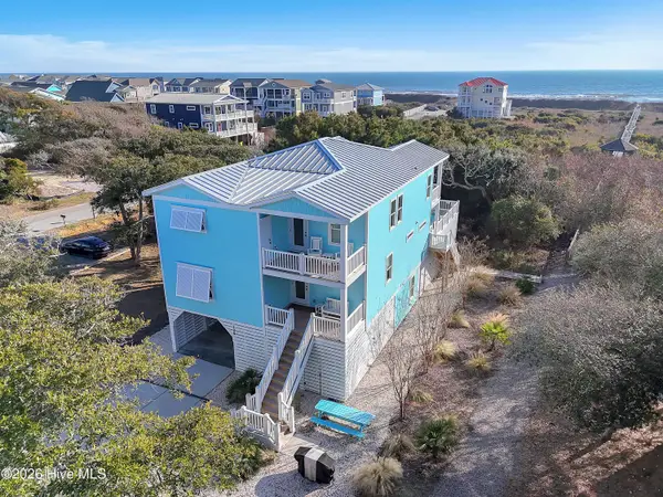 109 SE 74th Street, Oak Island, NC 28465