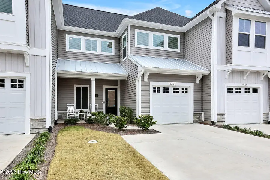 7402 Springwater Drive, Wilmington, NC 28411 - Image #2