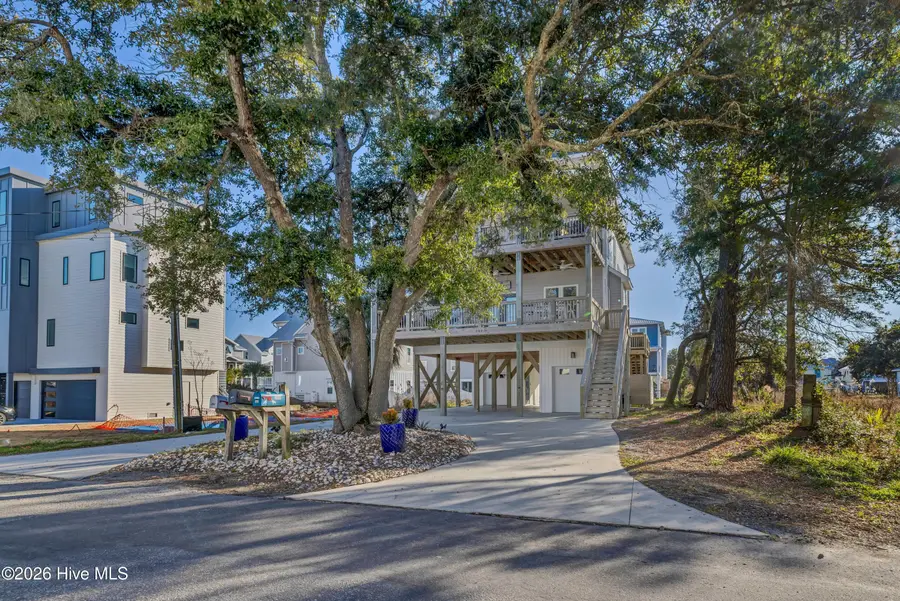 305 Columbia Avenue, Carolina Beach, NC 28428 - Image #3