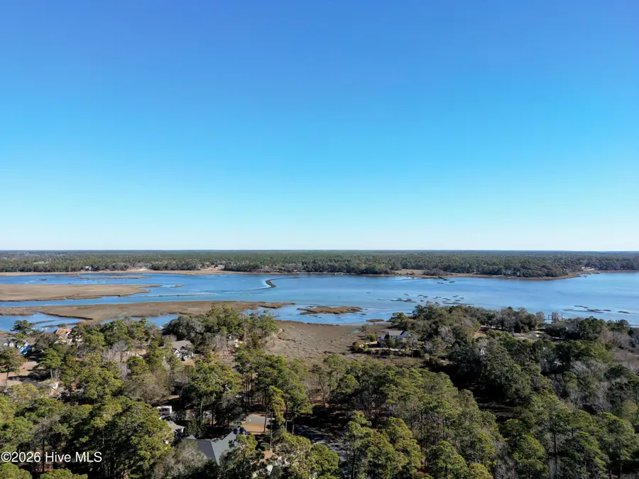 274 Genoes Point Road Sw, Supply, NC 28462 - Image #3