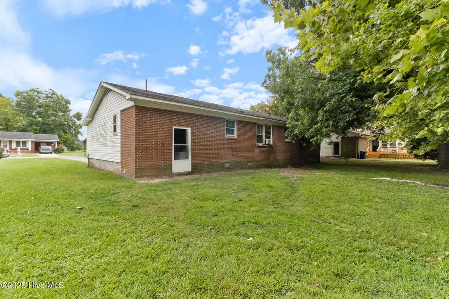 2414 Glenda Street, Winterville, NC 28590 - Image #2