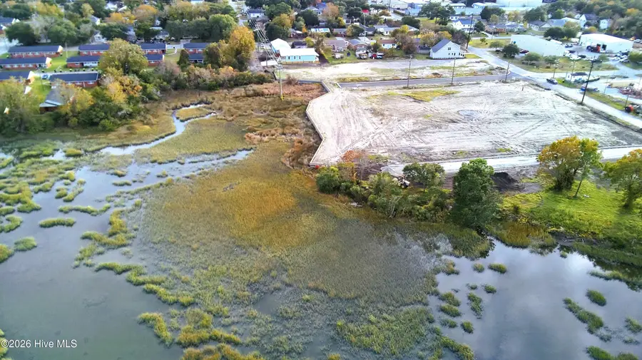 2411 E Myrtle Street, Morehead City, NC 28557 - Image #3