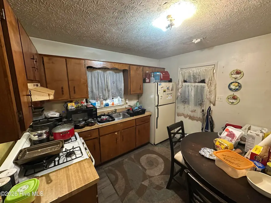 402 Roosevelt Street, Laurinburg, NC 28352 - Image #3