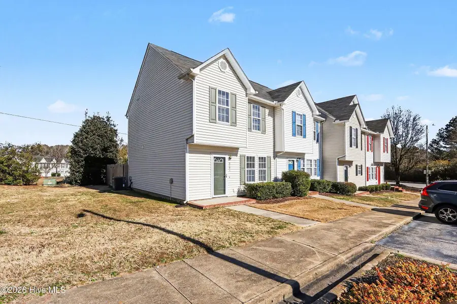 5121 Jimmy Ridge Place, Raleigh, NC 27610 - Image #2