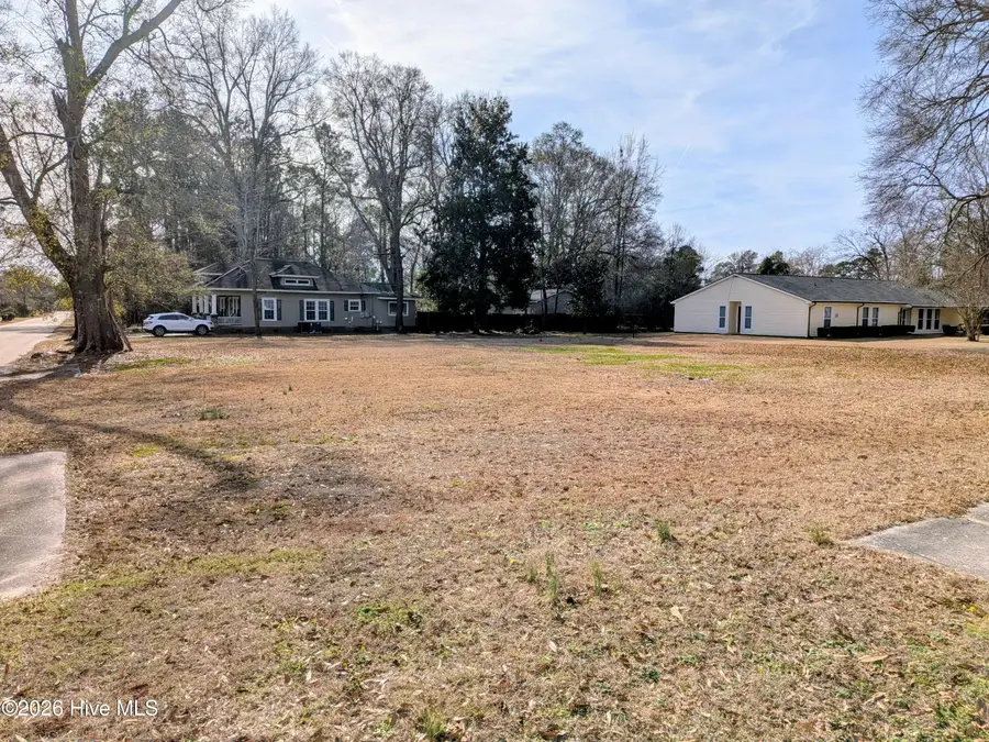 222 E Columbus Street, Whiteville, NC 28472 - Image #2