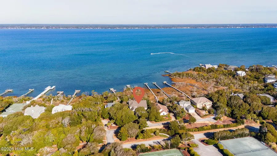 550 Fiddlers Ridge Road, Pine Knoll Shores, NC 28512 - Image #2