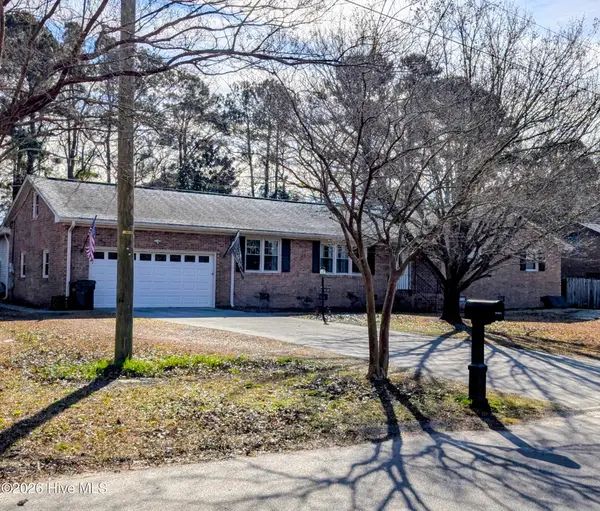 5623 Wood Ridge Road, Wilmington, NC 28409