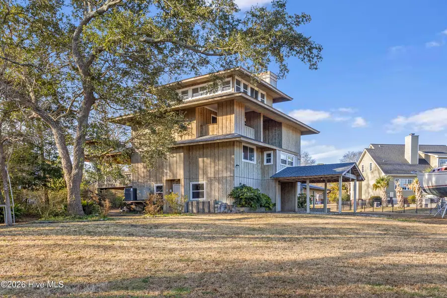 412 Lakeview Drive, Hampstead, NC 28443 - Image #2