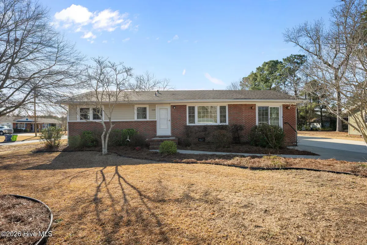 309 Woodhaven Drive, Havelock, NC 28532 - Image #1