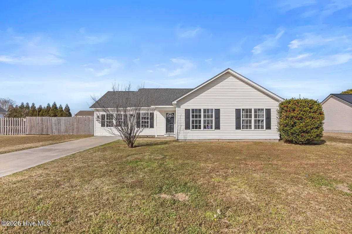 107 Airleigh Place, Richlands, NC 28574 - Image #1