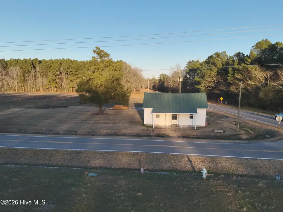 586 Clay Bottom School Road, Chocowinity, NC 27817 - Image #2