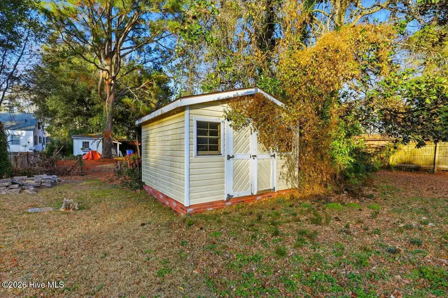 905 Edwards Avenue, Kinston, NC 28501 - Image #3