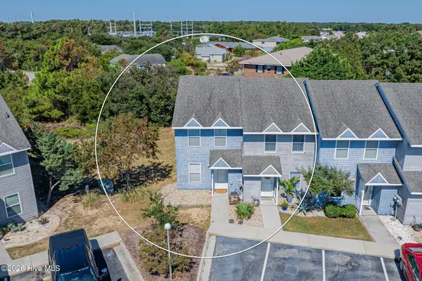 212 W Kitty Hawk Road, Kitty Hawk, NC 27949