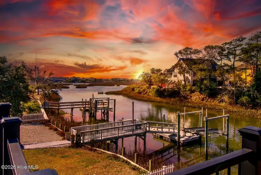 205 SW 15th Street, Oak Island, NC 28465 - Image #3