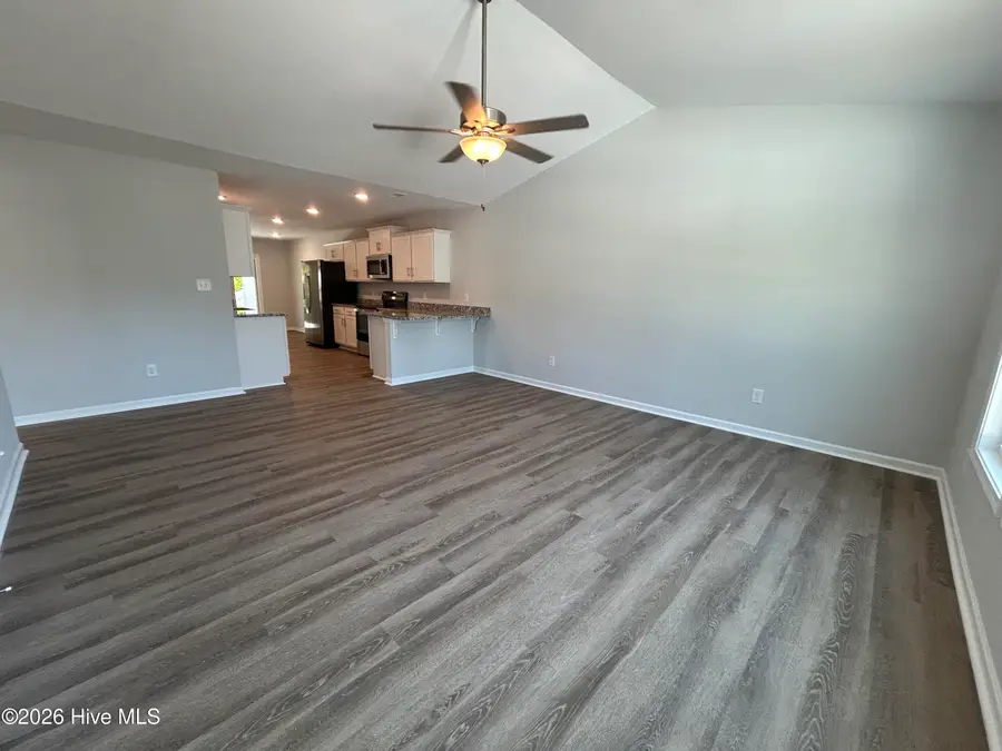 806 Discovery Cove, Newport, NC 28570 - #2