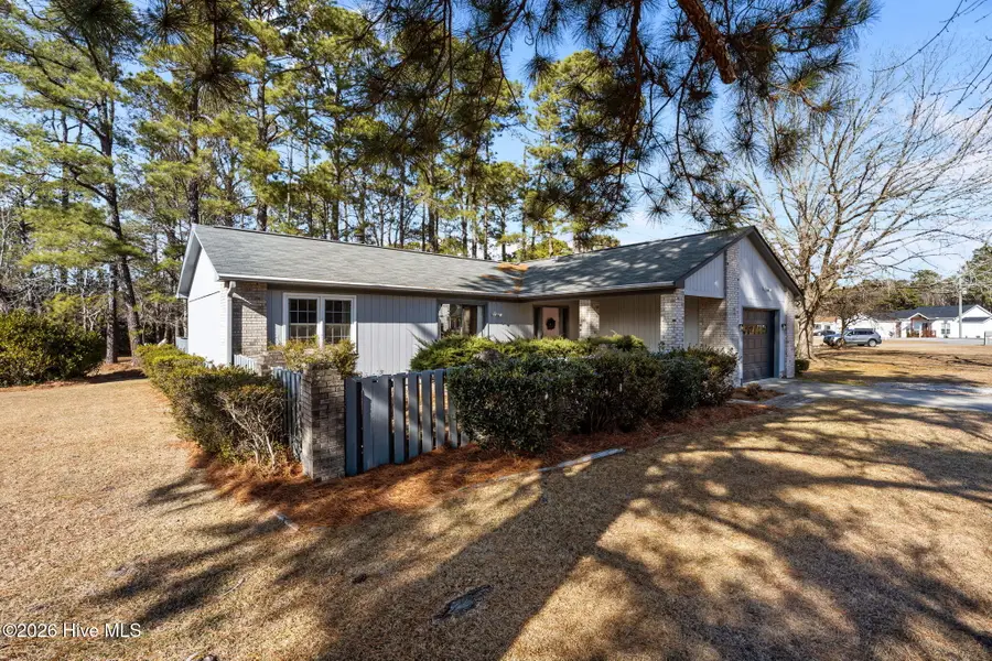 1511 Caracara Drive, New Bern, NC 28560 - Image #2