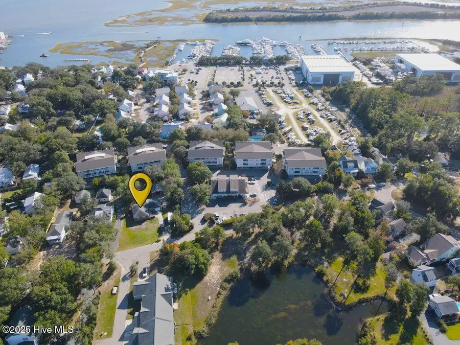 511 W St George Street, Southport, NC 28461 - Image #3