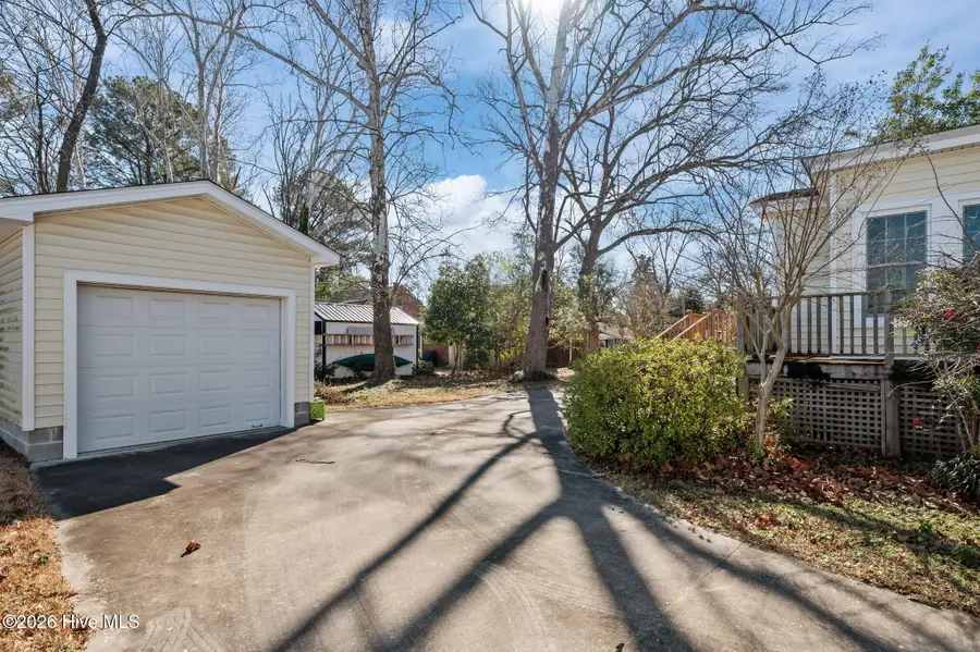 1305 N Market Street, Washington, NC 27889 - #2