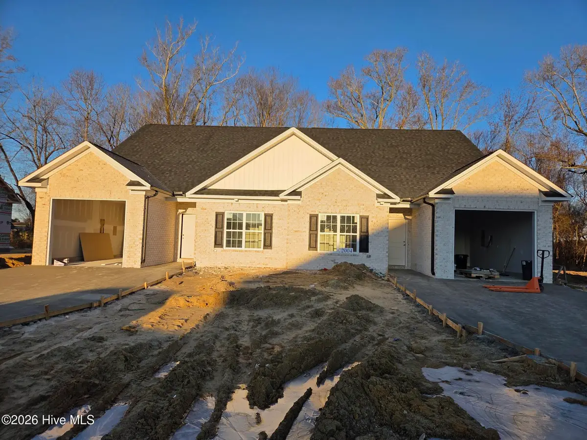 2004 Dartford Drive #B, Greenville, NC 27834 - Image #1