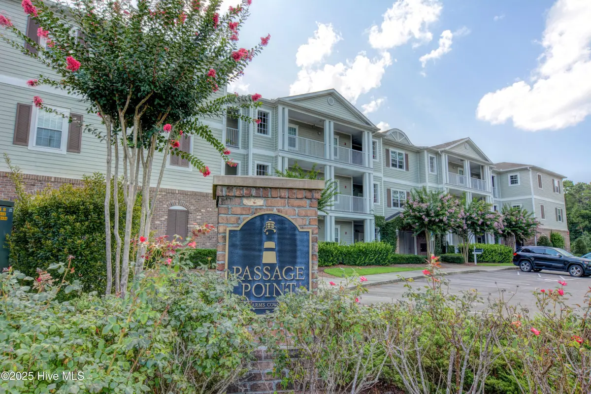 215 Valencia Court #Unit 203, Wilmington, NC 28412 - Image #1