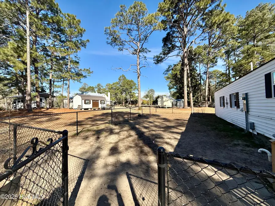 405 Mckinnon Street, Hamlet, NC 28345 - Image #2