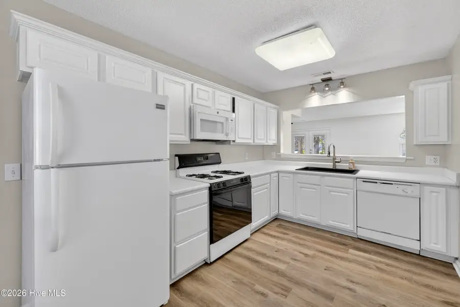 935 Birch Creek Drive, Wilmington, NC 28403 - Image #3