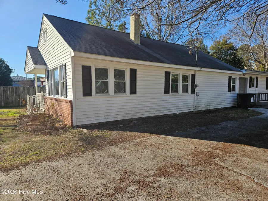 511 Balsey Street, Clinton, NC 28328 - Image #3