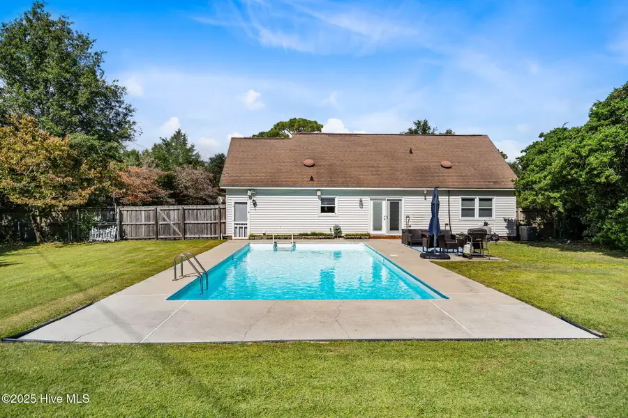 937 Lorraine Drive, Wilmington, NC 28412 - Image #2