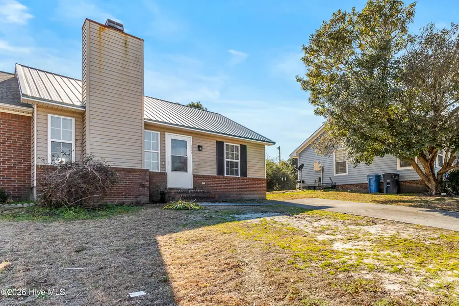 116 Creekview Drive, Jacksonville, NC 28540 - Image #3