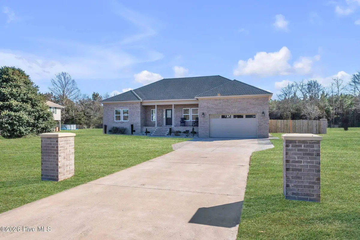 111 Lighthouse View, Aydlett, NC 27916 - Image #1