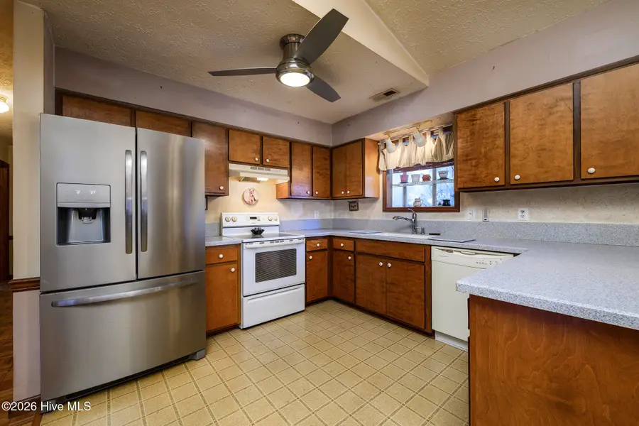 4470 Wilcox Road, New Bern, NC 28562 - Image #3