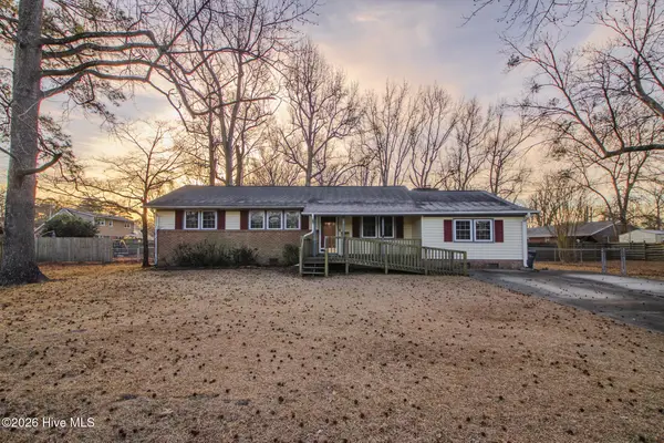 2915 Northwoods Drive, Jacksonville, NC 28540