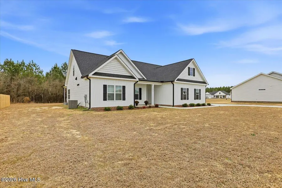 204 Fitzgerald Drive, Pikeville, NC 27863 - Image #2