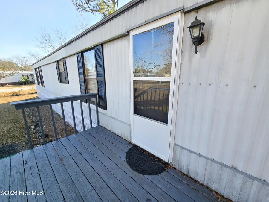 125 Seashore Drive, Swansboro, NC 28584 - Image #3