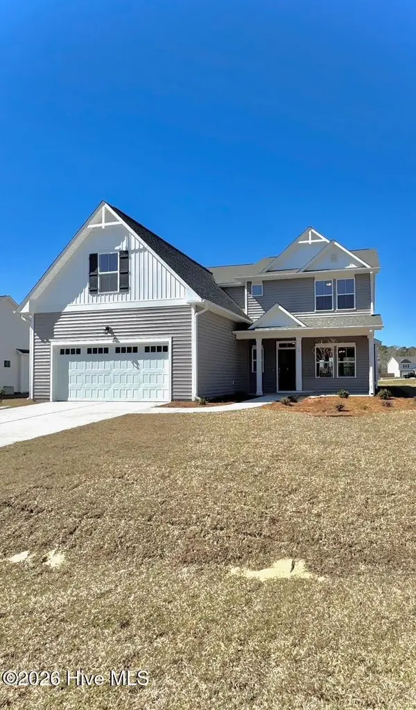 59 W Barlowe West Avenue, Hampstead, NC 28443
