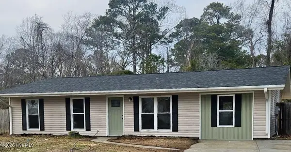 102 Tanglewood Drive, Jacksonville, NC 28540