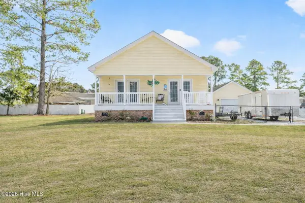 1036 Palm Court Sw, Calabash, NC 28467