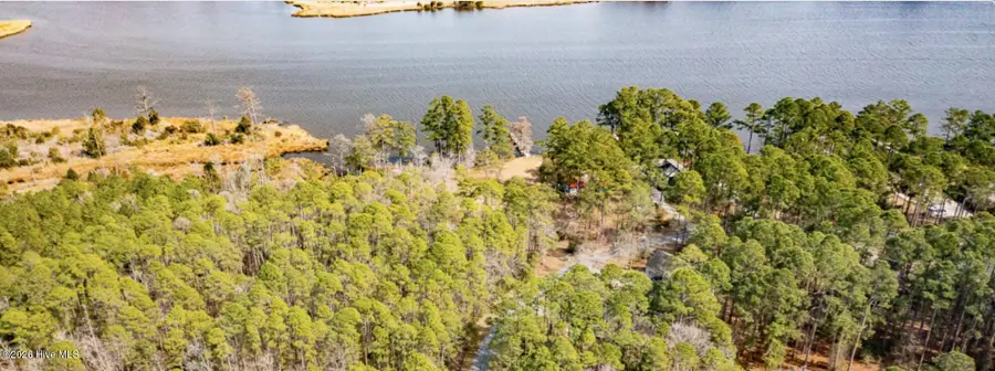 929 Crooked Creek Drive, New Bern, NC 28560 - #2