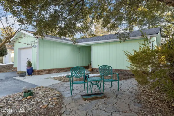 119 Mcginnis Drive, Pine Knoll Shores, NC 28512